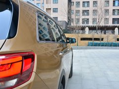 2017款 2.0T 自动四驱DLX 7座