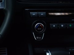 2017款 2.0T 自动四驱DLX 7座