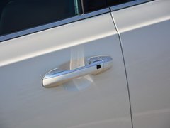 2017款 2.0T 自动四驱LUX 7座