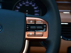 2017款 2.0T 自动四驱LUX 7座