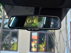 2017款 2.0T 自动四驱LUX 7座