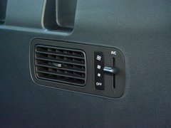 2017款 2.0T 自动四驱LUX 7座