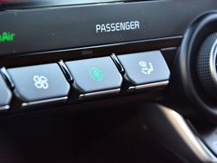 2017款 2.0T 自动四驱LUX 7座