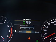 2017款 2.0T 自动四驱LUX 7座