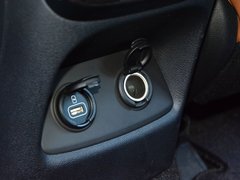 2017款 2.0T 自动四驱LUX 7座