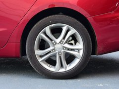 2017款 1.3T 自动尊贵型