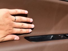 2017款 1.3T 自動(dòng)尊貴型