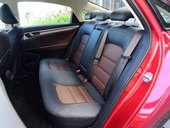 2017款 1.3T 自動(dòng)尊貴型