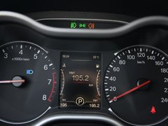 2017款 1.8T 自動(dòng)運(yùn)動(dòng)型