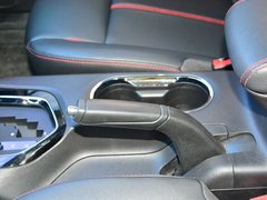 2016款 1.5T CVT尊贵型