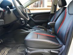 2016款 1.5T CVT尊贵型