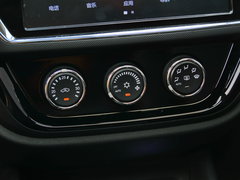 2016款 1.5L 手动旗舰型