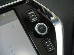 2016款 1.5L 手动旗舰型