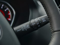 2016款 1.5L 手动旗舰型
