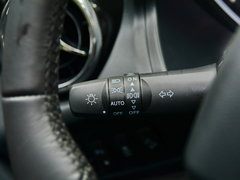 2016款 1.5L 手动旗舰型