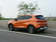 2016款 1.5L 手动旗舰型