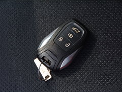 2016款 1.5L 手动旗舰型