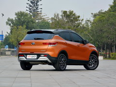 2016款 1.5L 手动旗舰型