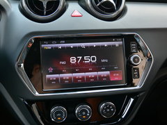 2016款 1.5L 手动旗舰型