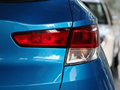 2016款 1.5L 手动尊贵型