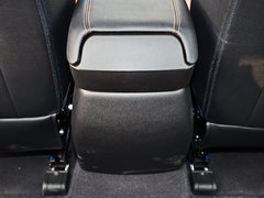 2016款 1.5L 手动尊贵型