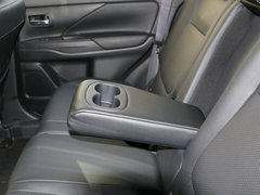 2016款 2.4L 四驱精英版5座