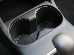 2016款 2.4L 四驱精英版5座