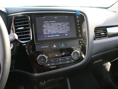 2016款 2.4L 四驱精英版5座