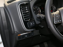 2016款 2.4L 四驱精英版5座
