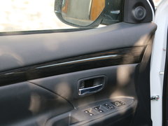 2016款 2.4L 四驱精英版5座