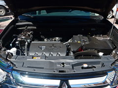 2016款 2.4L 四驱精英版5座