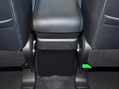 2016款 2.4L 四驱精英版5座
