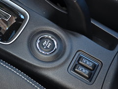 2016款 2.4L 四驱精英版5座
