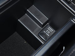 2016款 2.4L 四驱精英版5座