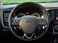 2016款 2.4L 四驱精英版5座