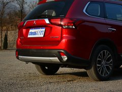 2016款 2.4L 四驱精英版5座