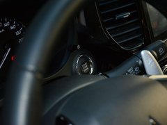 2016款 2.4L 四驱精英版5座