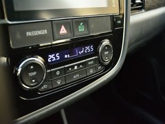 2016款 2.4L 四驱精英版5座