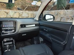 2016款 2.4L 四驱精英版5座