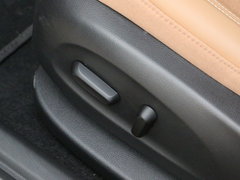 2017款 三厢 20T双离合旗舰型