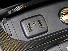 2017款 三厢 20T双离合精英型
