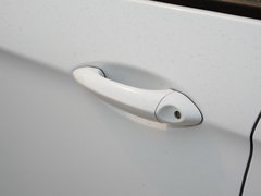 2017款 三厢 15S自动领先型