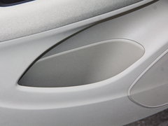 2017款 三厢 15S自动进取型
