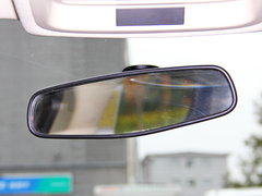 2017款 三厢 15S自动进取型