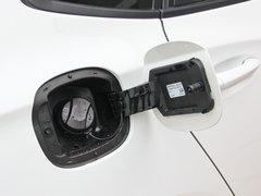 2017款 三厢 15S自动进取型