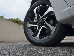 2017款 1.6L 自动豪华型
