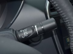 2017款 1.6L 自动豪华型
