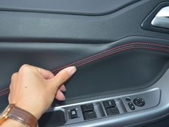 2017款 1.6L 自动豪华型