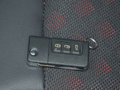 2017款 1.6L 自动豪华型