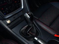 2017款 1.6L 手动豪华型